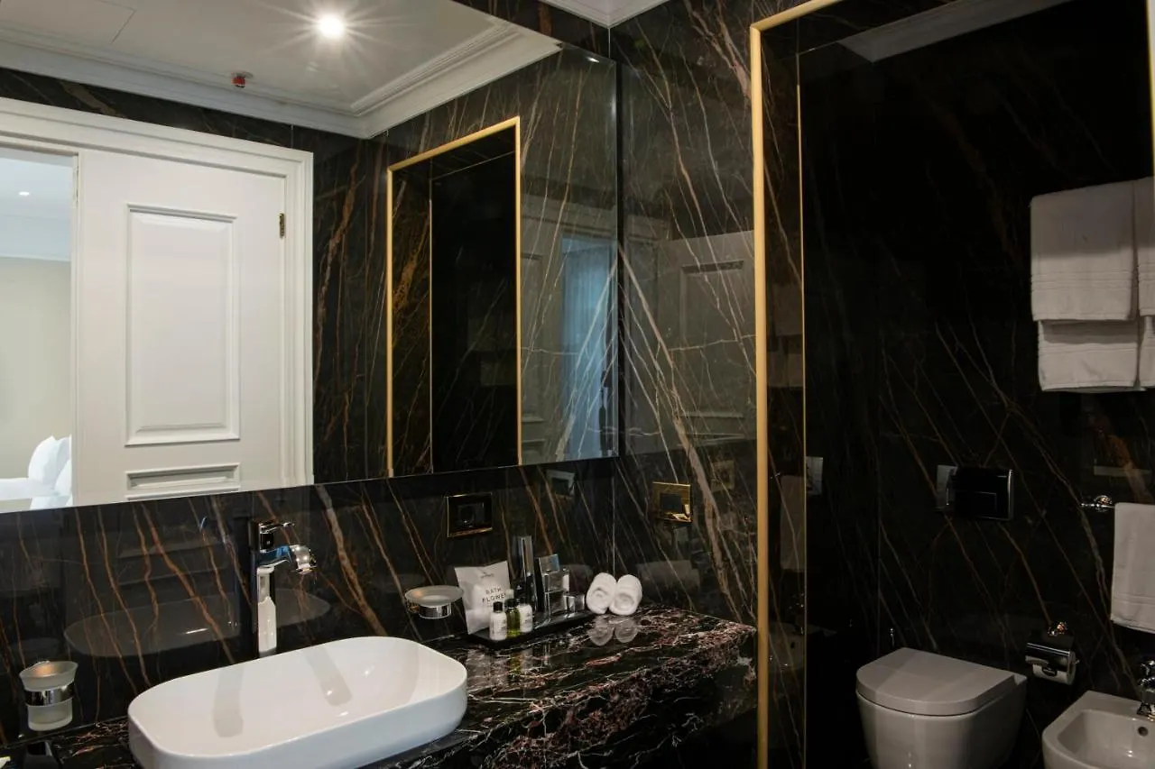 فندق Radisson Collection Morina Hotel, Tirana Selitë e Vogël