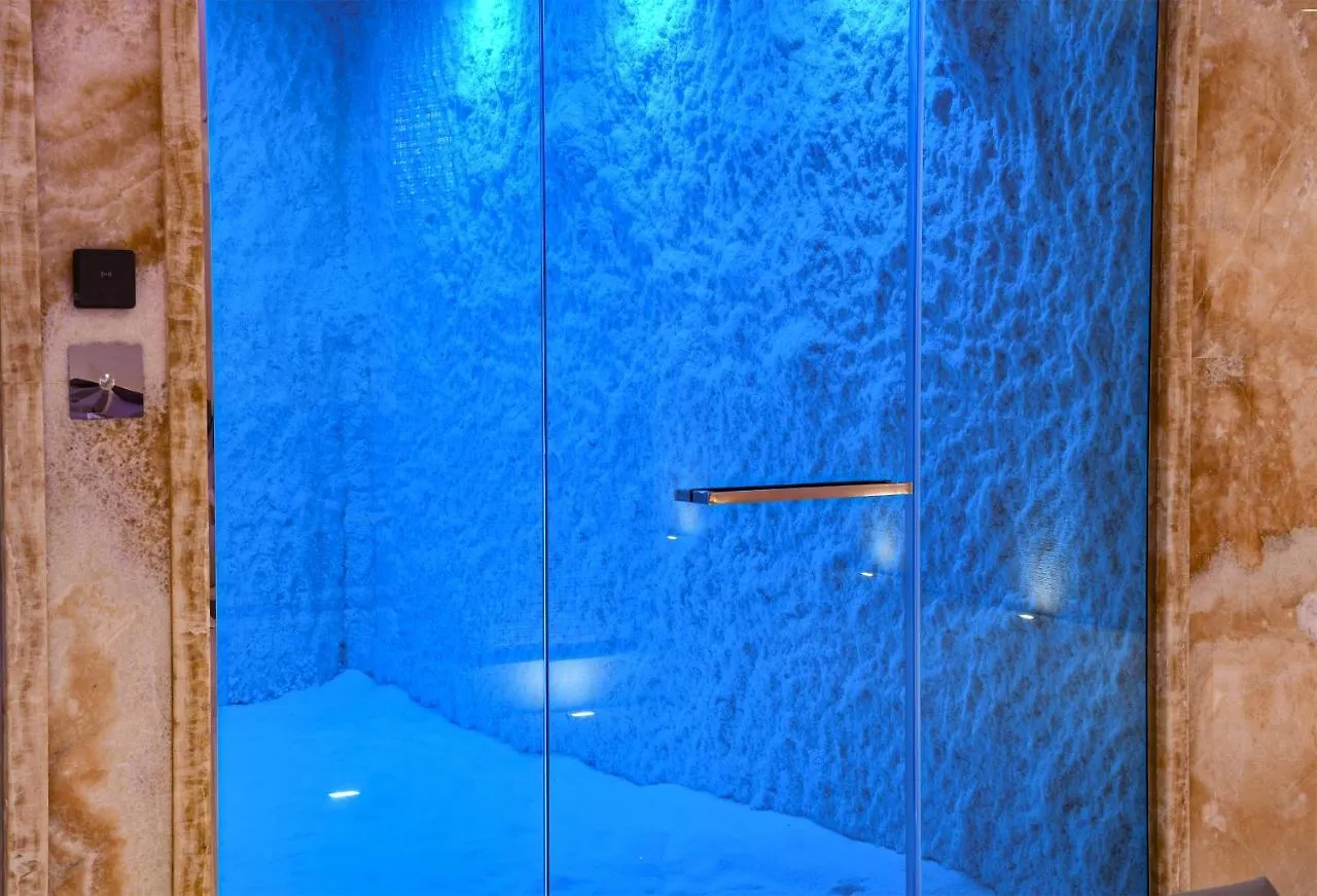 **** فندق Radisson Collection Morina Hotel, Tirana Selitë e Vogël ألبانيا