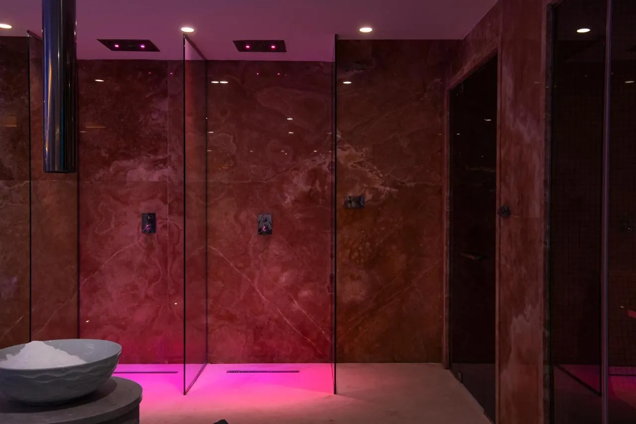 Radisson Collection Morina Hotel, Tirana Selitë e Vogël فندق