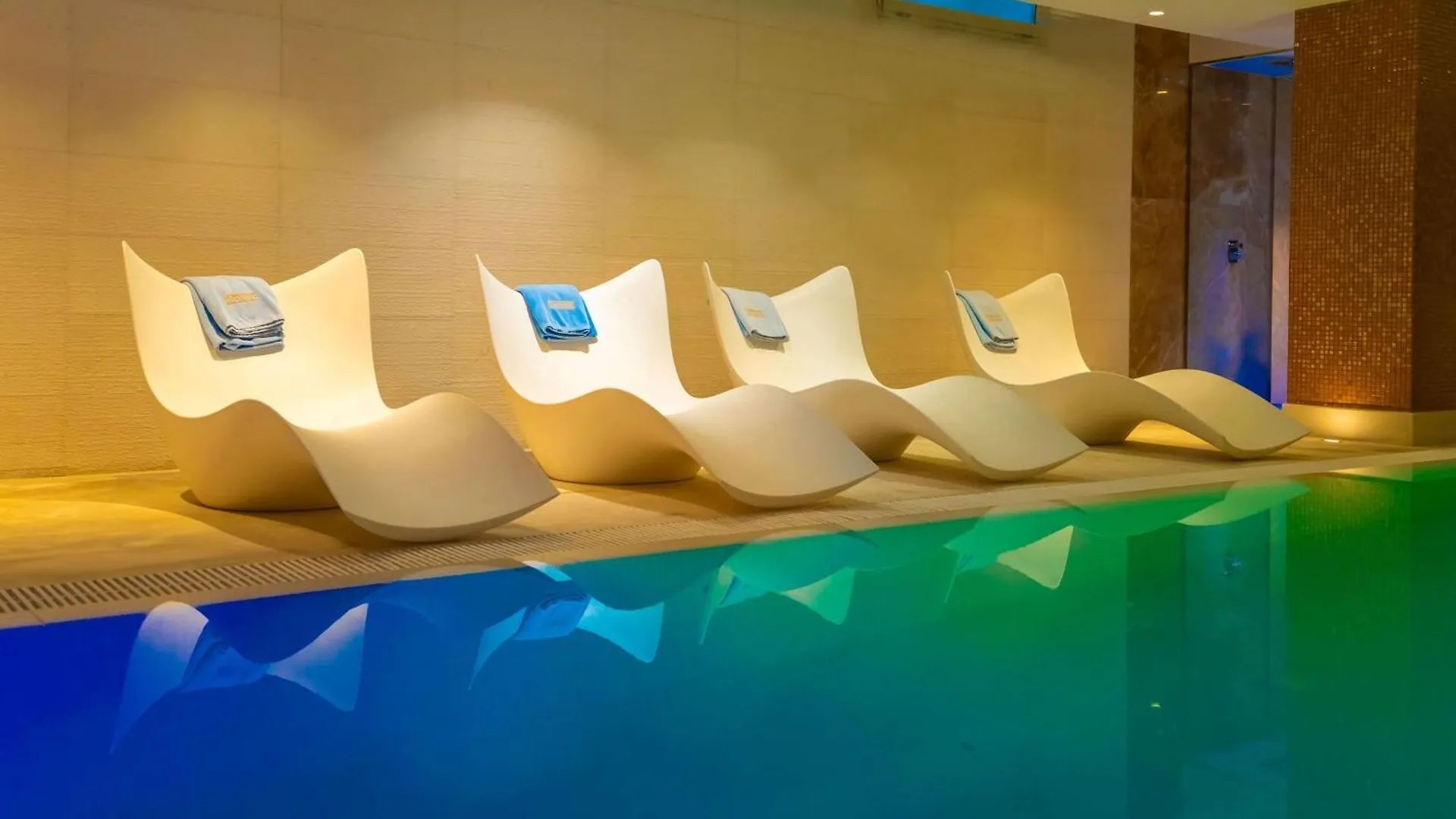 Radisson Collection Morina Hotel, Tirana Selitë e Vogël 4*,  ألبانيا